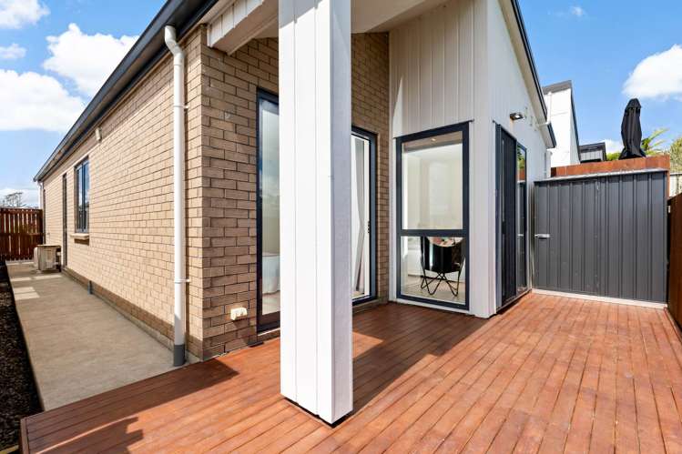 30 Morus Road Massey_10