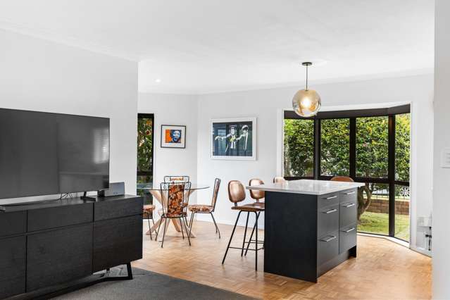 2 Tui Street Point Chevalier_4