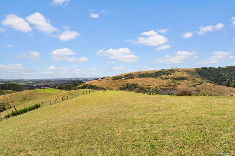 401 Peach Hill Road Ramarama_12