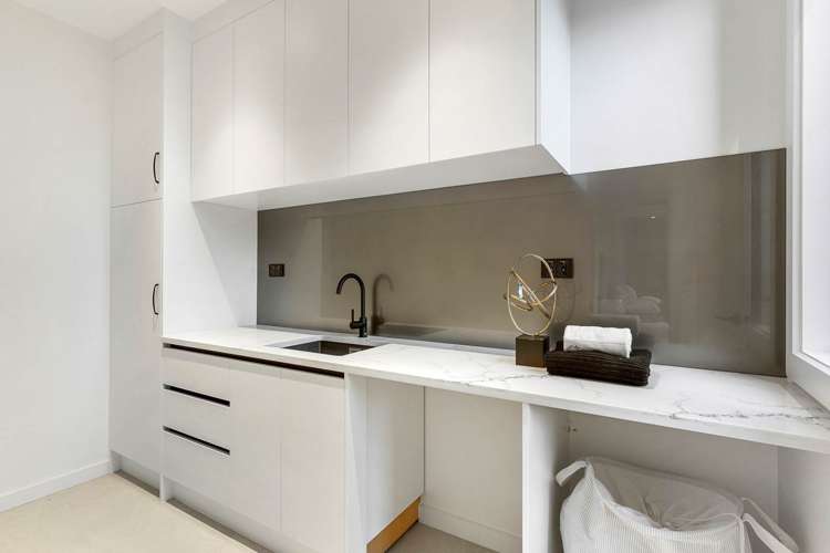 4 Taku Close Long Bay_14