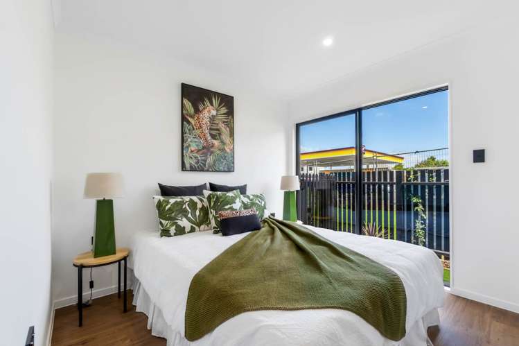 8,9,10/25 Griffen Park Road Mt Roskill_25