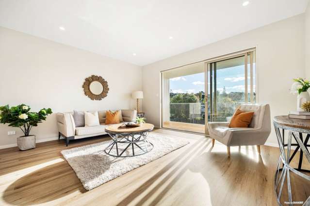 Near New Home with quality and comfort - Green Bay
