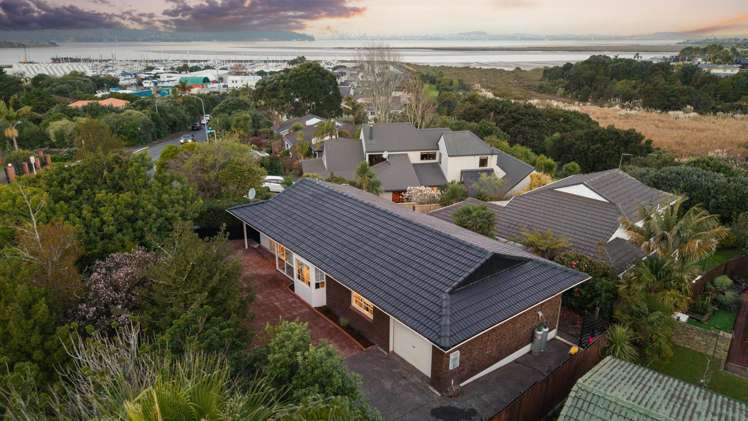 1/1 Clearwater Cove West Harbour_22