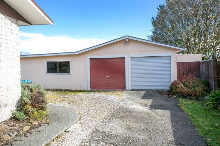 6 Hillary Place Leamington_17