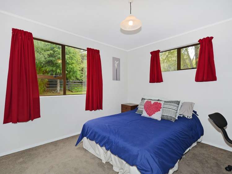 13 King Charles Drive Kingsley Heights_12