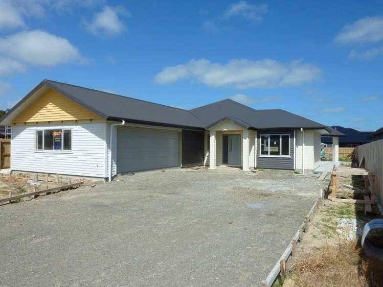 83 Pharazyn Street Feilding_10