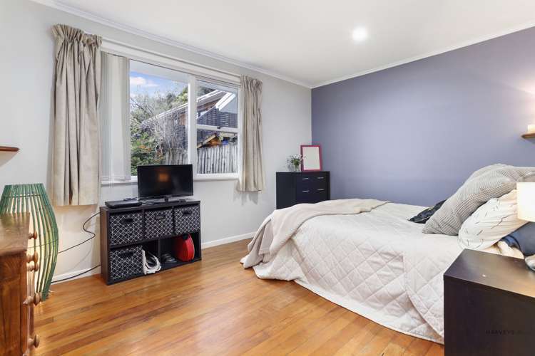 512 West Coast Road Oratia_9