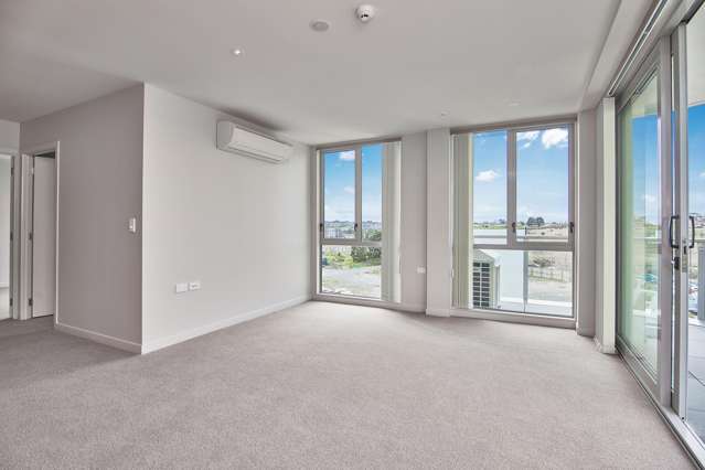 304/5 Rose Garden Lane Albany_2