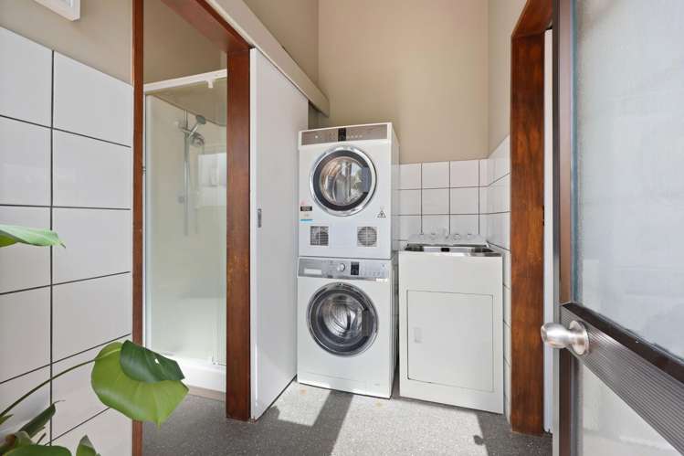 2/11 Hosking Place Clarks Beach_17