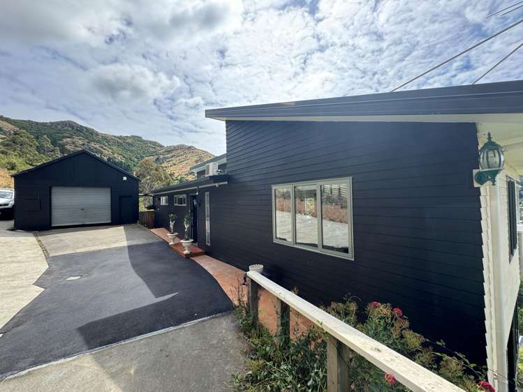 30 Bridle Path_4