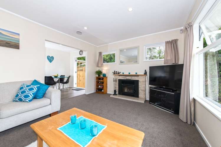 1/18 Blenheim Street Glenfield_4