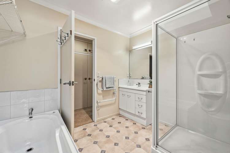 23 Courtenay Place Owhata_14