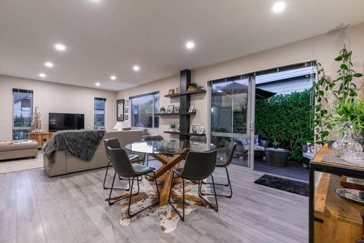 68 Colonial Drive Silverdale_12