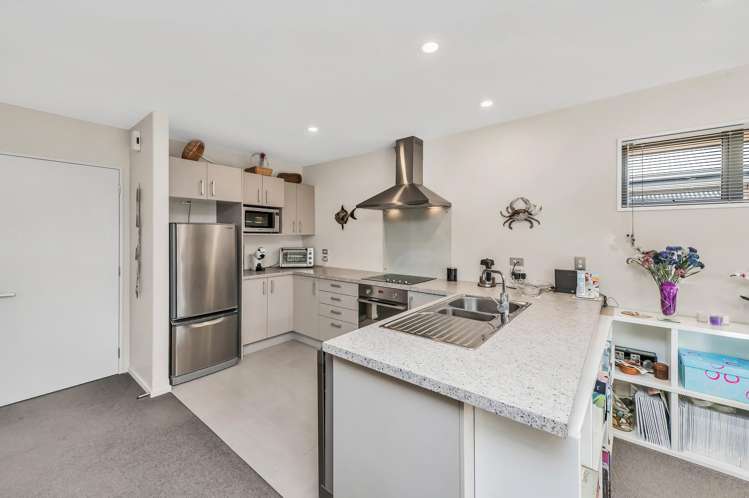 16 Venerable Terrace Yaldhurst_2