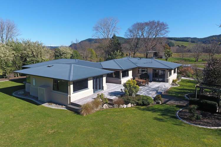 310 Main Road Spring Grove Wakefield_1