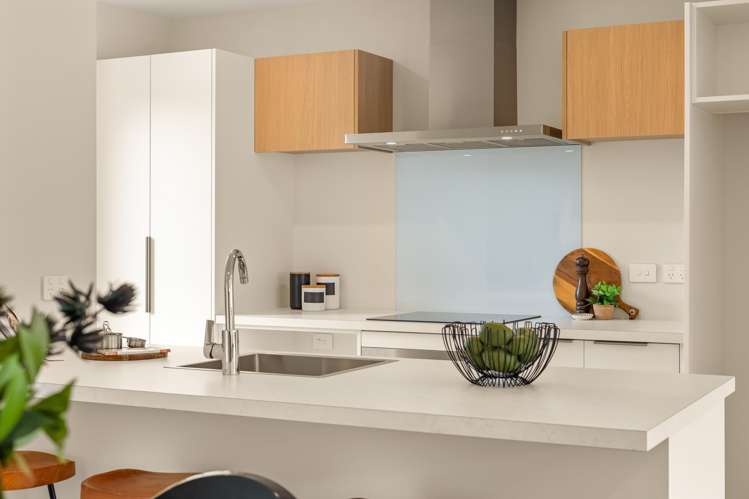 9,10,11,12,13/4 Tawhai Street Stokes Valley_6