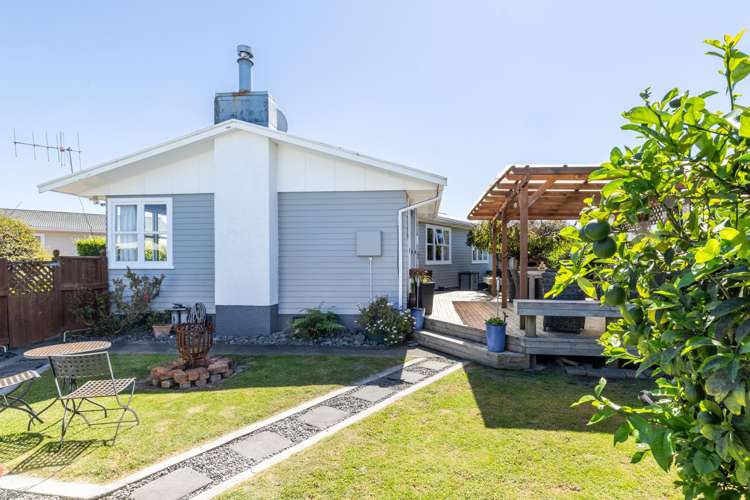 16 Clarence Cox Crescent Pirimai_10