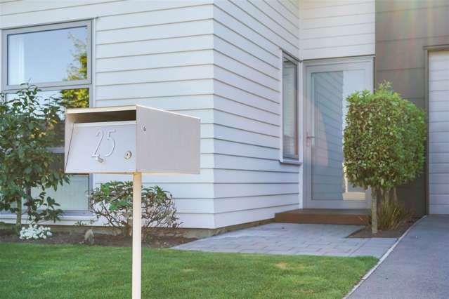 25 Bronco Drive Aidanfield_1