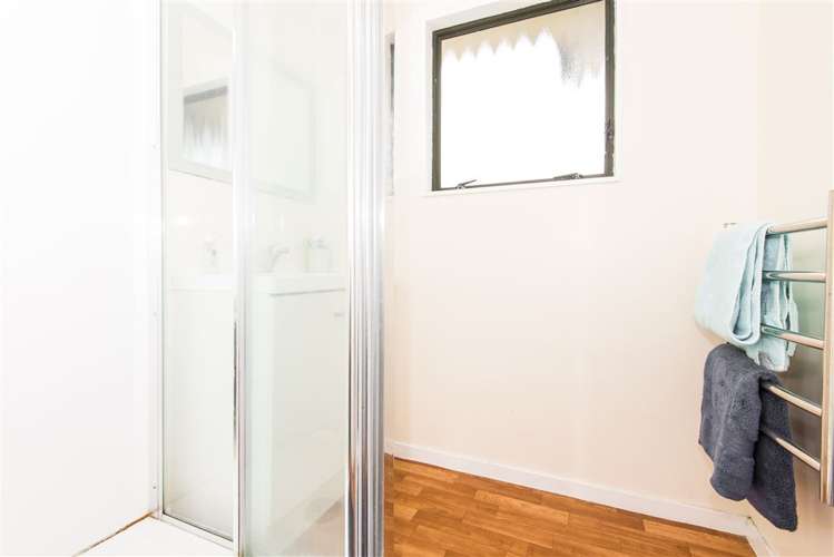 34a Bowes Crescent Strathmore Park_6