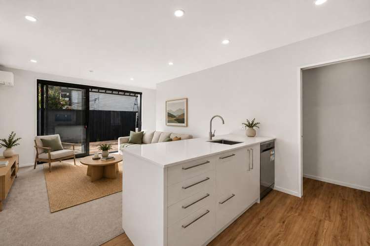 1/10 Sydney Street_1