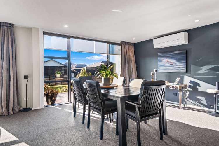 37 Vernon Drive Lincoln_6