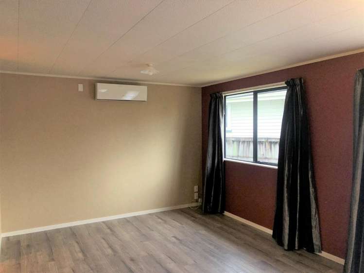 128 Brookfield Street 1074_7