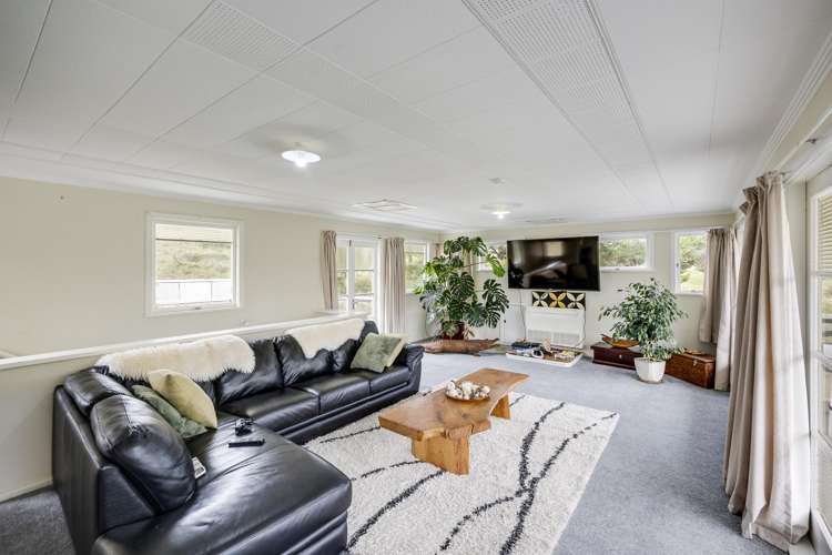 1199 Middle Road Poukawa_17