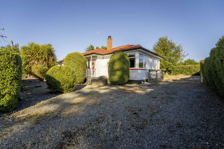 2 Hughes Street Waimate_12