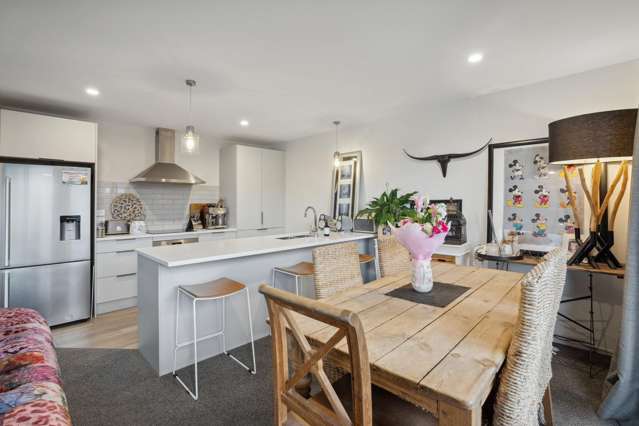 Thriving Lifestyle Awaits at 17 Silverstone Drive!