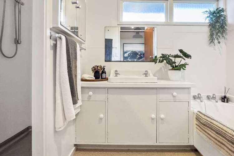 14 Mitchell Street Blockhouse Bay_19