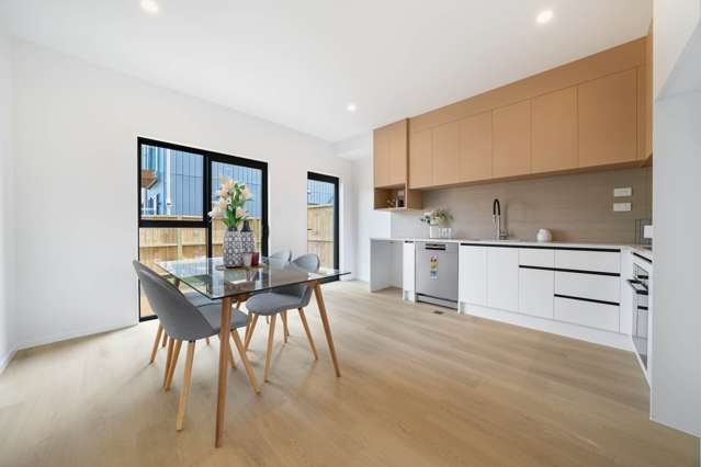 8 Harbourside Parade Hobsonville_2