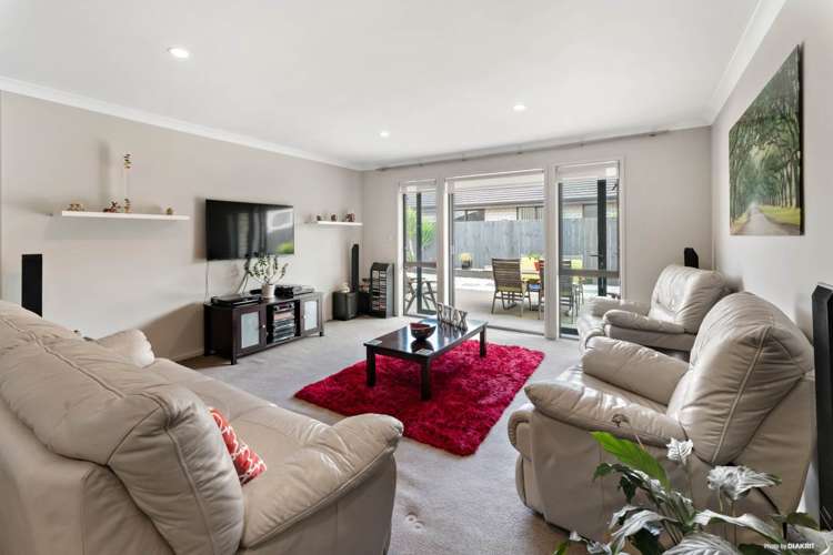 38 Sunningdale Street Wattle Downs_8