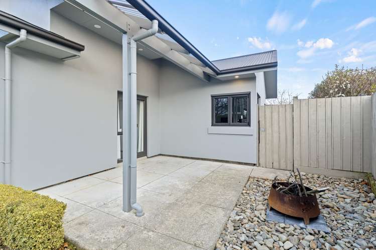 2 Pharazyn Street Feilding_17