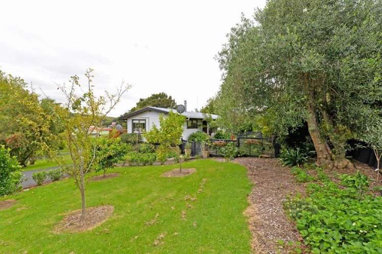 25 Sarah Todd Lane Waimauku_34