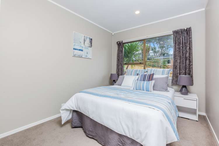 6 Hiwihau Place Glenfield_17