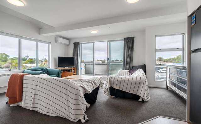 4 bed 2 bath!