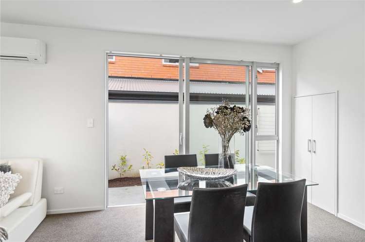 7/670 Ferry Road Woolston_7