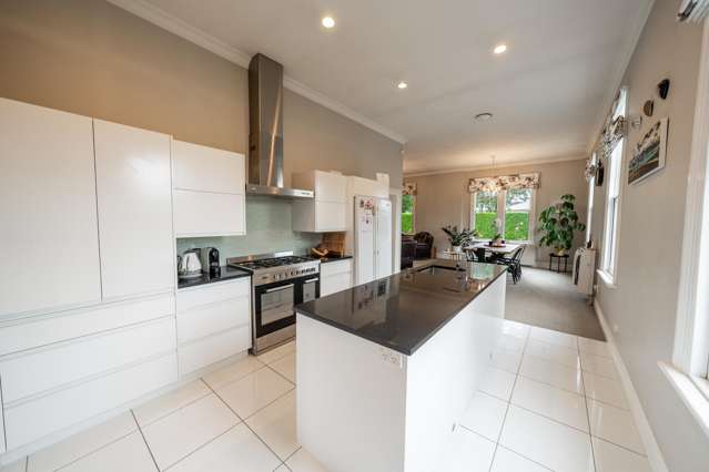 2 Grey Street Gladstone_2