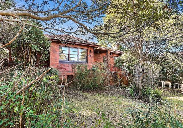 Australian murder house sells for A$2.07m - A$270k over the reserve