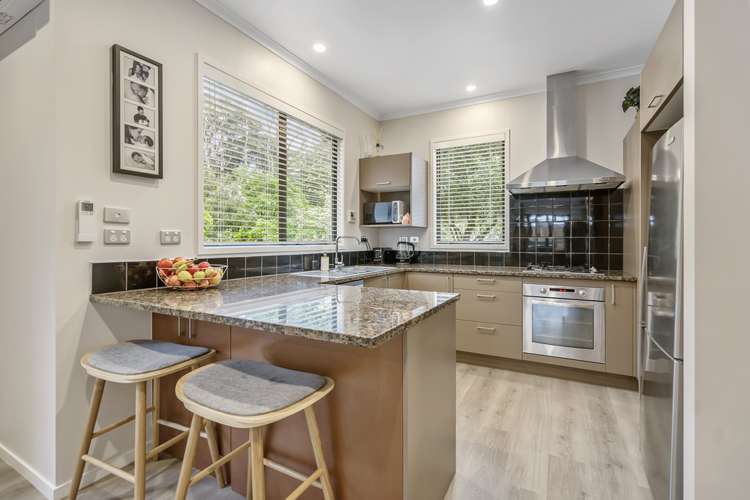 34 Greenbough Lane Greenhithe_3