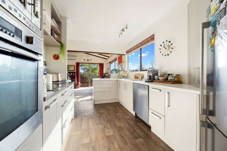 2/36 Sylvan Crescent Te Atatu South_6