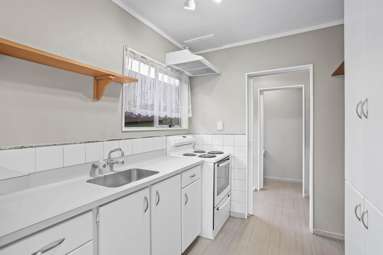 22/24 Eastglen Road_4