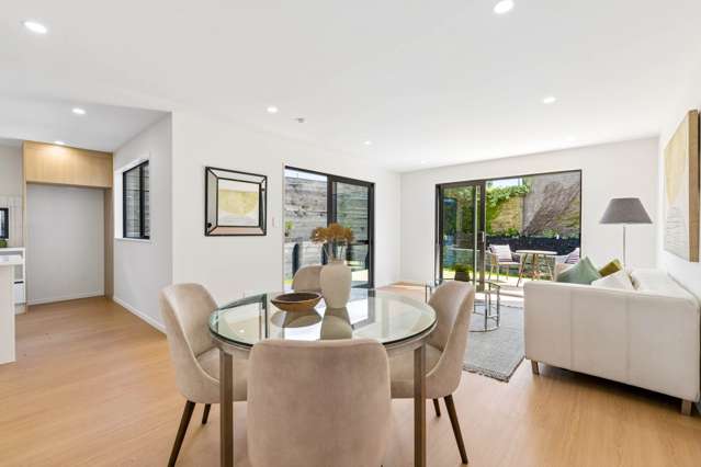 5D La Perouse Street Botany Downs_3