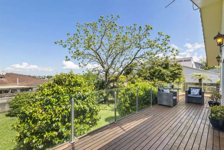 115 Sunset Road Totara Vale_37