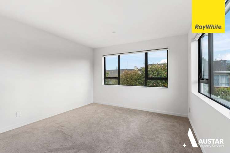A/15 Koromiko Street New Lynn_6