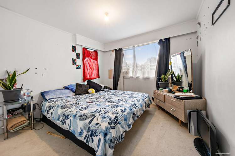14 & 14A Virgo Place Glen Eden_13
