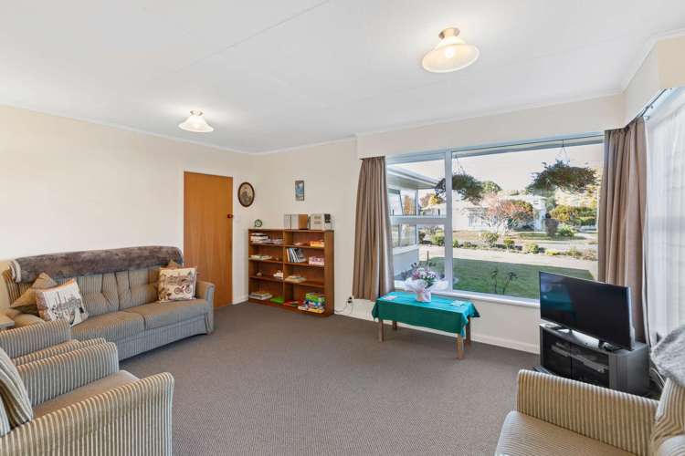 7 Kent Crescent Awapuni_6