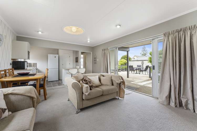 45 Koputara Road Himatangi Beach_25