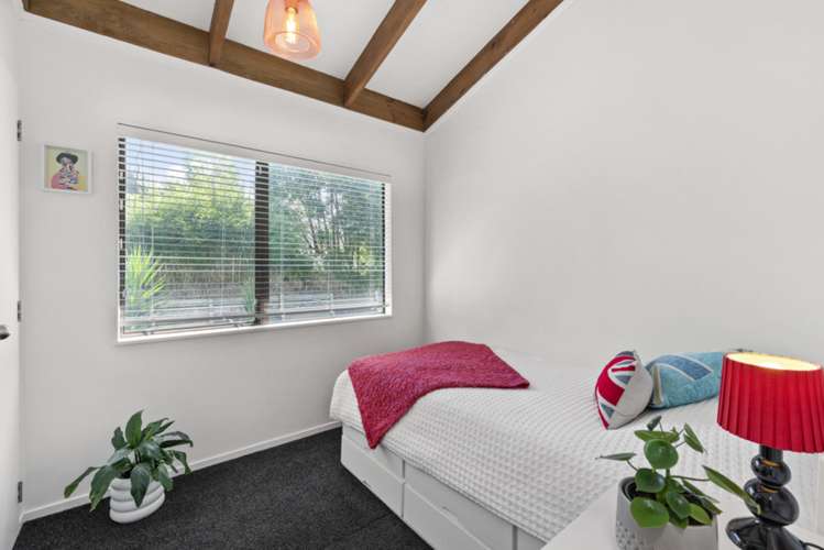 16b Godden Crescent Orakei_13