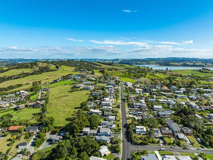 32b Alexander Road Algies Bay_21